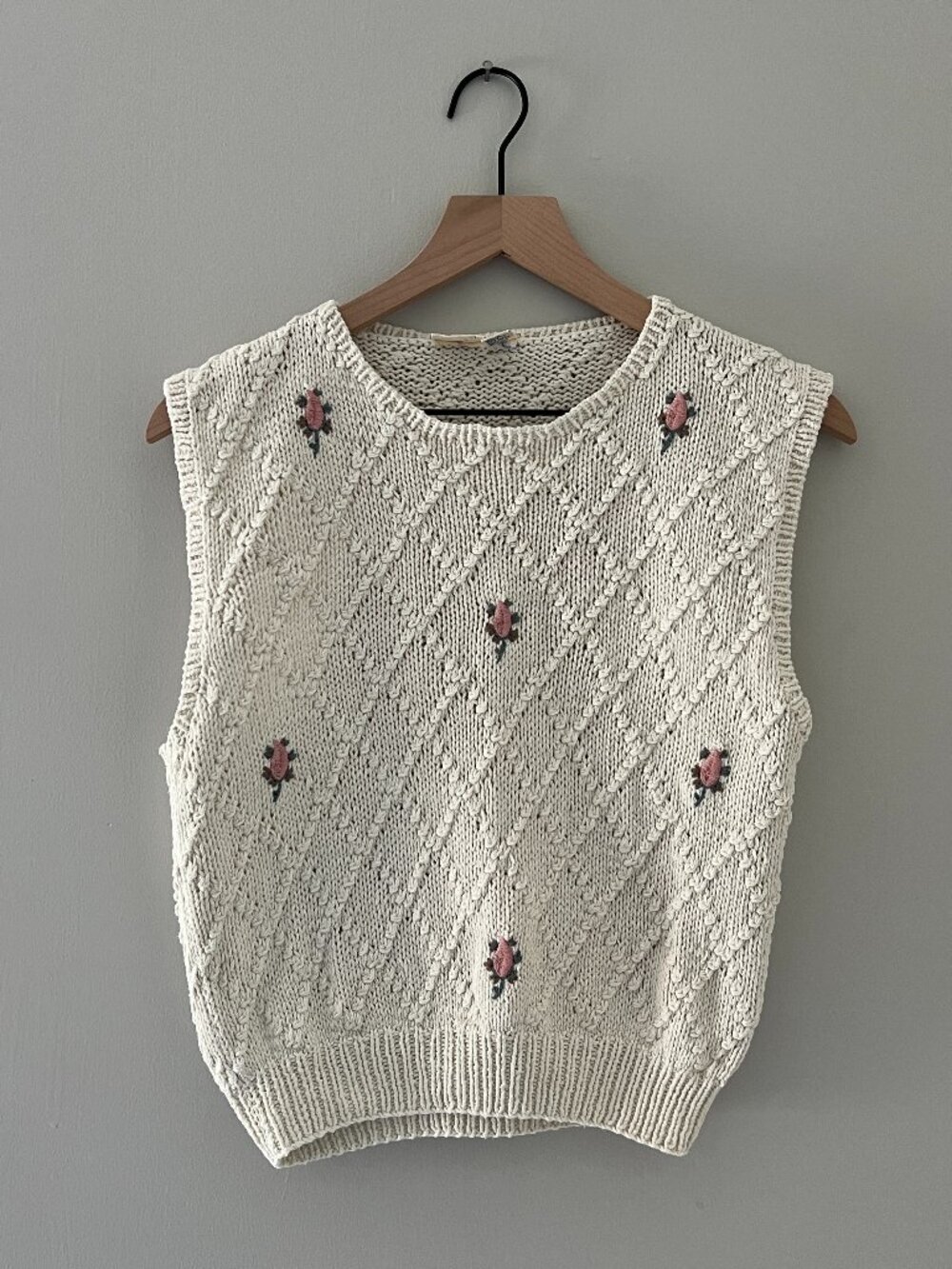 Vintage Hand-Knit 100% Cream & Floral Tank